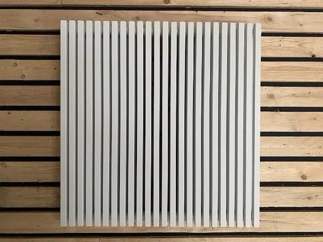 1 x h900xb900 horizontaale designradiator mat wit - afbeelding 1 van  4