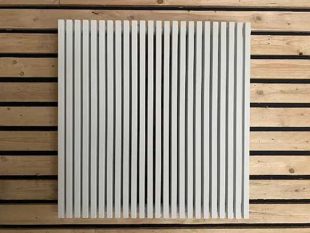 1 x h900xb900 horizontaale designradiator mat wit - afbeelding 1 van  4