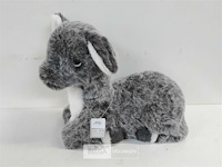 1 x hert liggend 35 cm met zachte haren - afbeelding 2 van  3