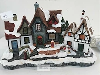1 x kerstdorp met verlichting 30x18 cm - afbeelding 3 van  3