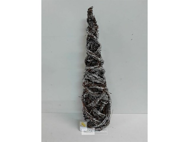 1 x kerstkegel 60 cm uit takken - afbeelding 2 van  3