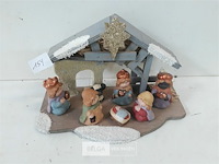 1 x kerststal + verlichting met figuurtjes - afbeelding 2 van  3
