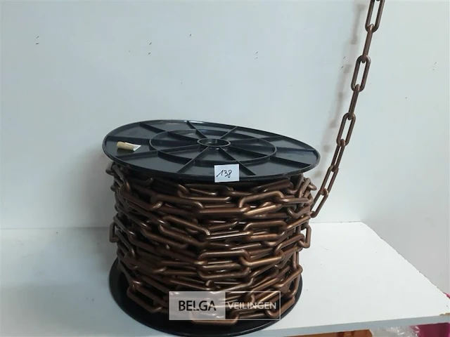1 x ketting pvc 9x3,5 cm 8 mm dik +/- 40m - afbeelding 1 van  3