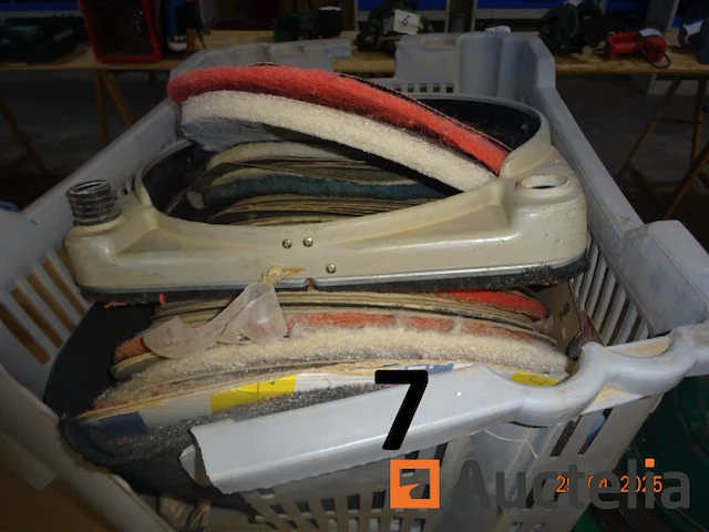 1 x kunzle pasin sdt 175 parketschuurmachine, de inhoud van de meevaller inclusief diverse schuurschijven die bij de machine horen - afbeelding 6 van  6