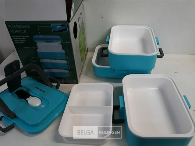 1 x lunchbox 3 vakken 750 ml licht blauw - afbeelding 3 van  3