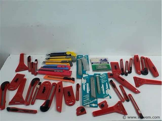 1 x mix afbreekmessen 40 stuks - afbeelding 1 van  2