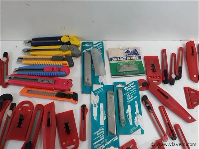 1 x mix afbreekmessen 40 stuks - afbeelding 2 van  2