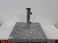 1 x parasolvoet graniet 30 kg 45x45x5 cm - afbeelding 1 van  2