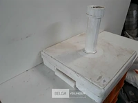 1 x parasolvoet op wiel beton 30 kg 40x40x10 cm - afbeelding 3 van  3