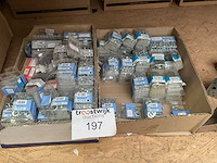 1 x partij bevestigingsmaterialen - afbeelding 1 van  13