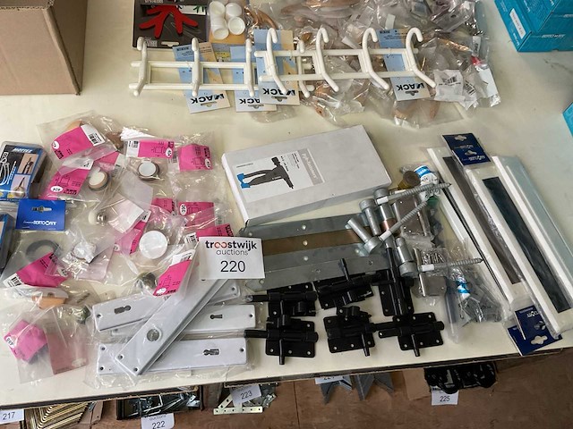 1 x partij bevestigingsmaterialen - afbeelding 1 van  9