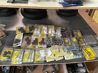 1 x partij bevestigingsmaterialen - afbeelding 1 van  12