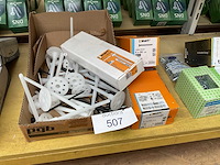 1 x partij bevestigingsmaterialen - afbeelding 1 van  7