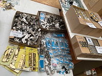 1 x partij bevestigingsmaterialen - afbeelding 1 van  15