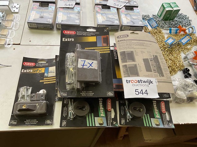 1 x partij bijzetsloten; raambeveiligers; veiligheidsrozetten - afbeelding 1 van  9