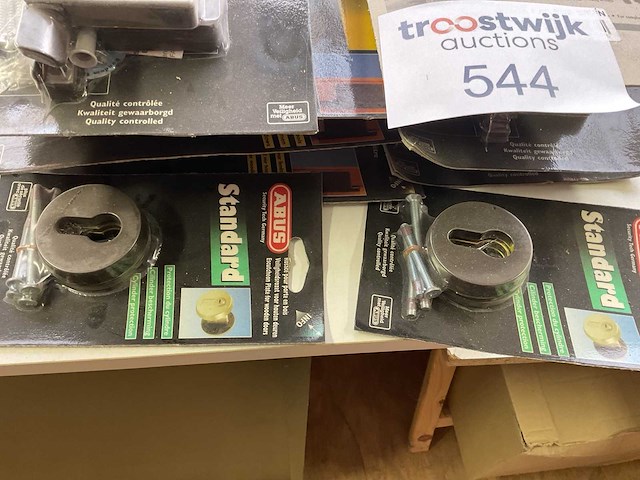 1 x partij bijzetsloten; raambeveiligers; veiligheidsrozetten - afbeelding 8 van  9