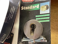 1 x partij bijzetsloten; raambeveiligers; veiligheidsrozetten - afbeelding 9 van  9