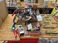 1 x partij diverse bevestigingsmaterialen - afbeelding 1 van  7