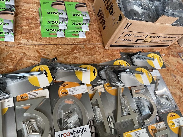 1 x partij huisnummers; kapstokken - afbeelding 10 van  10