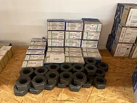 1 x partij inox spaanplaatschroeven; moeren - afbeelding 1 van  6