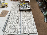 1 x partij plankdragers met geleiders - afbeelding 2 van  9