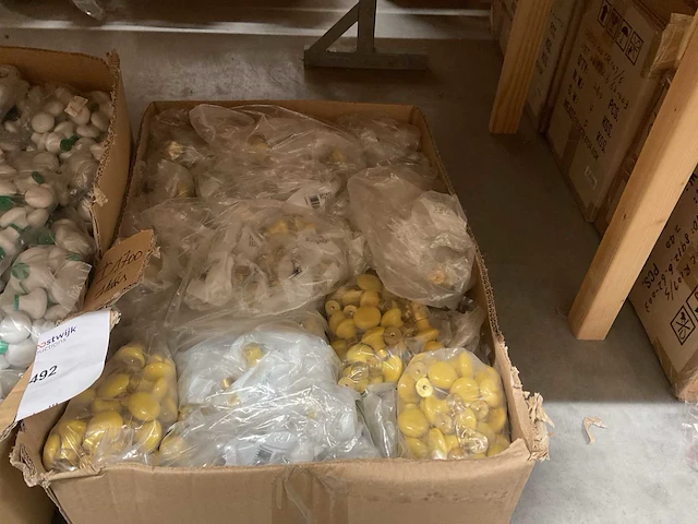 1 x partij porseleinen deurknopjes - afbeelding 4 van  6
