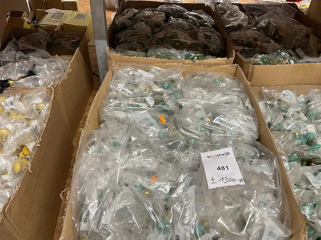 1 x partij porseleinen groene deurknopjes - afbeelding 1 van  8