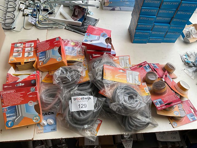 1 x partij tochtstrippen - afbeelding 1 van  11