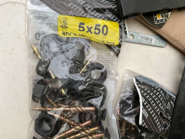 1 x partij zwarte houtverbinders - afbeelding 3 van  8