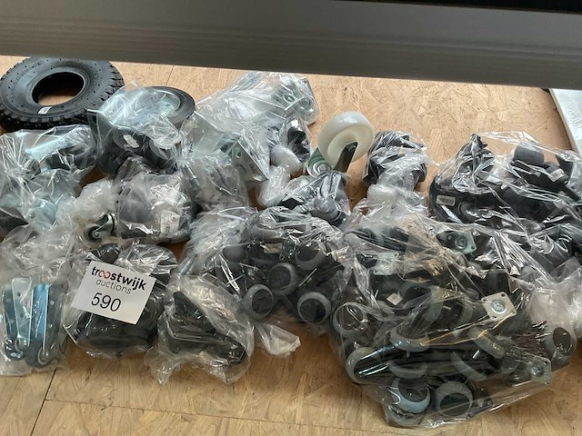 1 x partij zwenkwielen - afbeelding 1 van  12