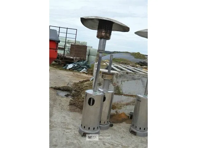 1 x terrasverwarming princess en 1 x idem niet compleet - afbeelding 1 van  1