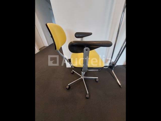 1 x vintage bureaustoelen fritz hansen kevi - design jörgen rasmussen - afbeelding 4 van  4