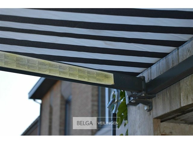 1 zonnen luifel 3 m breed - afbeelding 4 van  4
