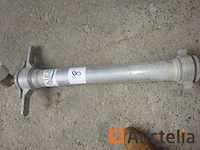 1 zwanenhals met watermeter - afbeelding 1 van  4