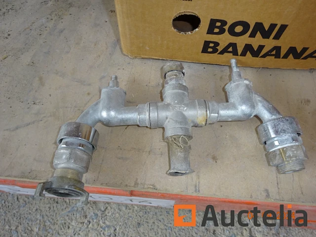 1 zwanenhals met watermeter - afbeelding 4 van  4