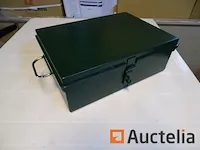1 zware metaal doos met handvat en hangslot - afbeelding 7 van  8