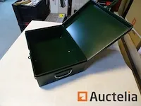 1 zware metaal doos met handvat en hangslot - afbeelding 8 van  8