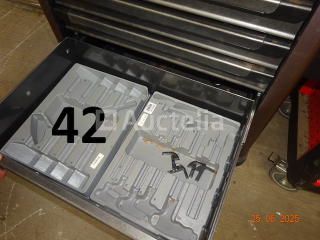 1 zwarte force trolley met lades en inhoud - afbeelding 6 van  6