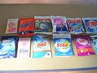 10 aangebroken dozen wasmiddel coral, radion, omo, omo color zakjes van 100g , star 180g , blanc pure white 80g, persil 160g, xtra blue 180 g, dixan 180g, fit 180g, - afbeelding 8 van  8