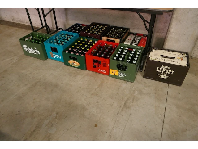10 bakken diverse bieren en frisdrank - afbeelding 1 van  4