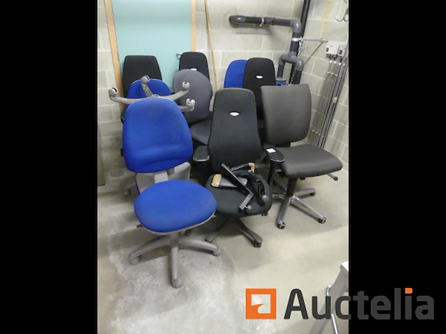 10 bureaustoelen met wielen - afbeelding 1 van  6