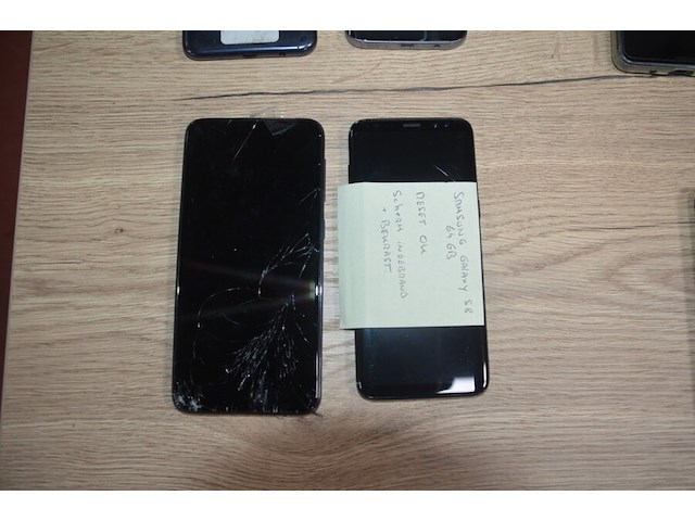 10 defecte smartphones zonder lader: 4 samsung, 2 nokia, 3 huawei, 1 acer (b401) - afbeelding 7 van  10