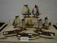 ±10 div deco boten - afbeelding 1 van  4