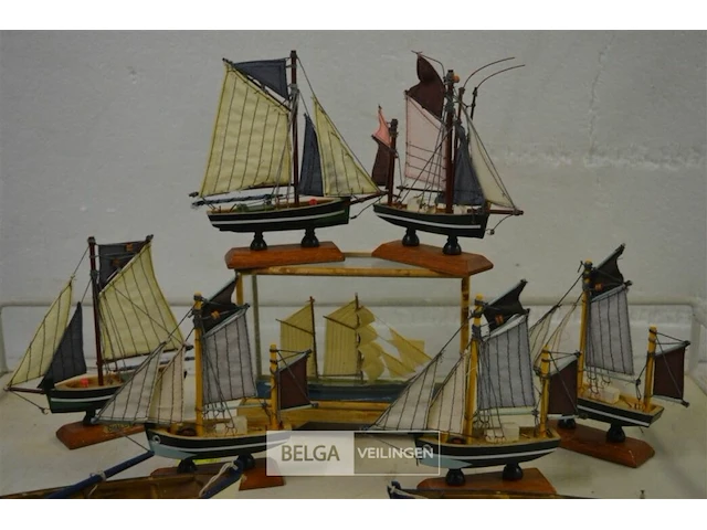 ±10 div deco boten - afbeelding 2 van  4