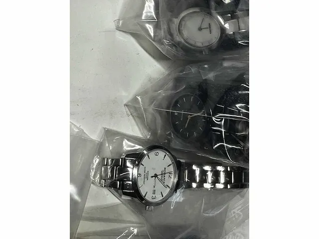10 diverse horloges rodania - afbeelding 4 van  4
