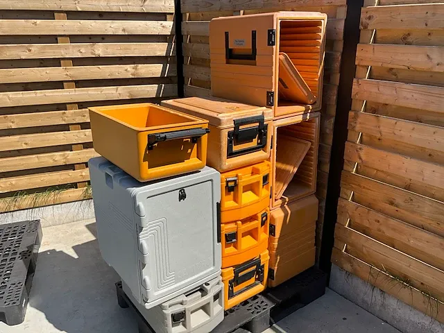 10 diverse thermische boxen cambro, rieber - afbeelding 9 van  17