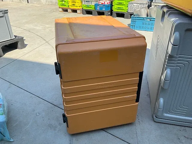 10 diverse thermische boxen cambro, rieber - afbeelding 1 van  17