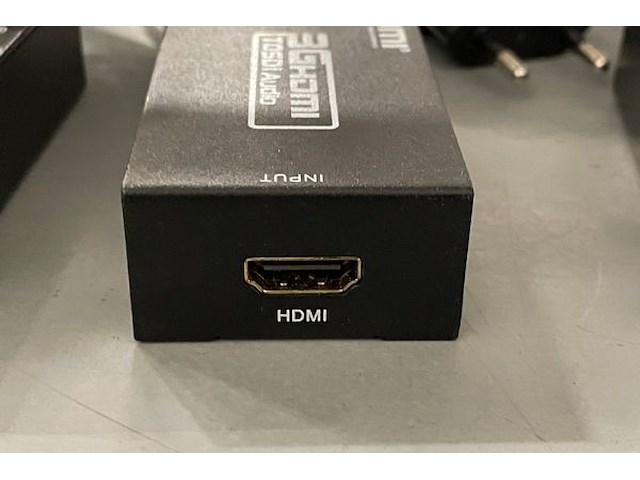 10 dmx/hdmi splitters/connectoren - afbeelding 21 van  22