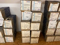 10 dozen afstandschroeven; snelbouwschroeven - afbeelding 1 van  4