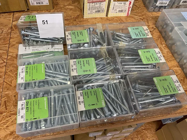 10 dozen bouten - afbeelding 1 van  5
